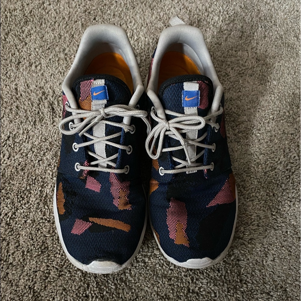 Nike shoes